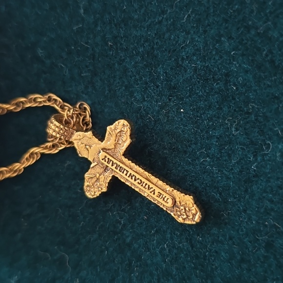 Vatican Library Collection Gold Crucifix with Gold Chain - NWOT - Picture 6 of 10